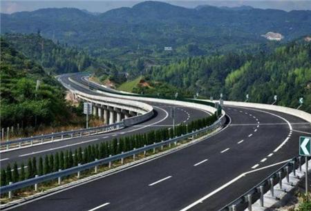 高速公路安全管理体系如何建立？