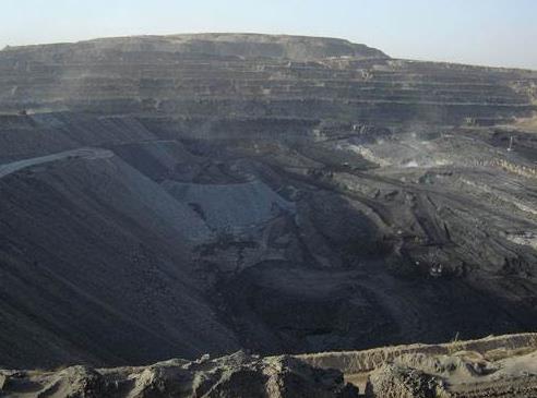 云南加强煤矿安全生产 三年关停500余处煤矿